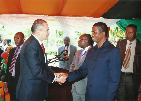 لقاء سعادة القنصل يوسف العزيزي مع رئيس جمهورية زامبيا
